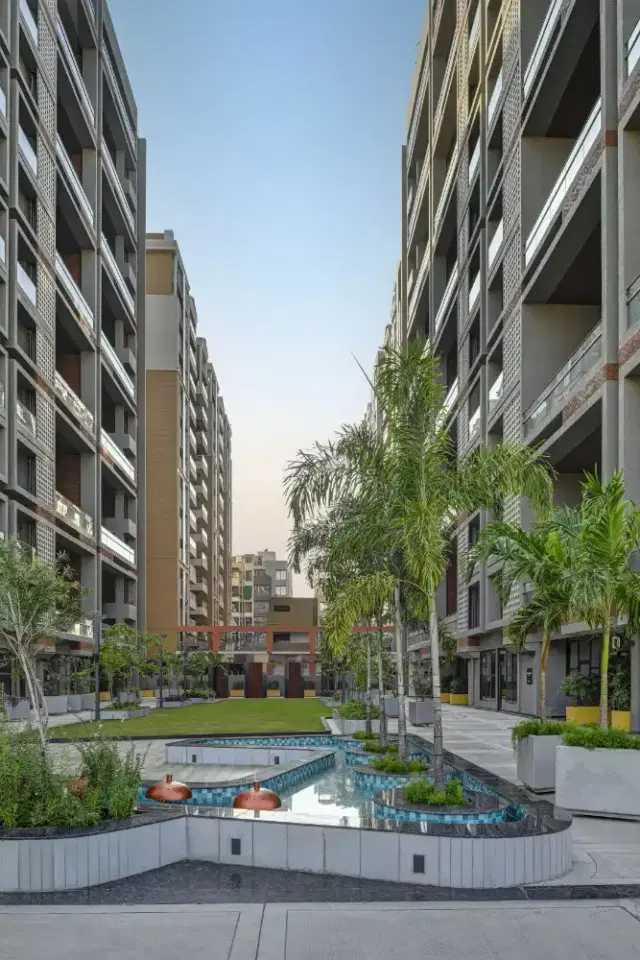 Kaavyaratna Bougainvillea 4 BHK Flat in Randesan, Gandhinagar